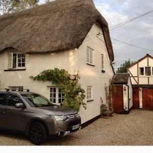 Dog Friendly Studio Flat Topsham