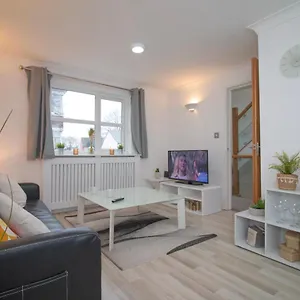Sealock Mews By Promise Holiday home Cardiff